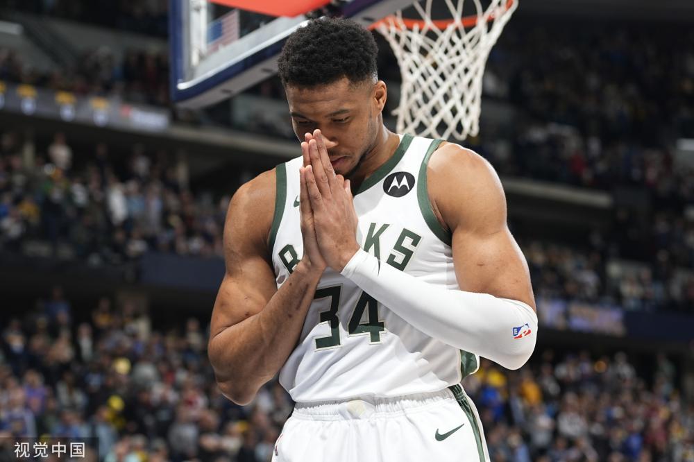 多米尼克 多米尼克