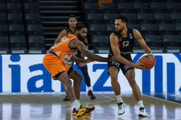 让戴维斯提 让戴维斯提